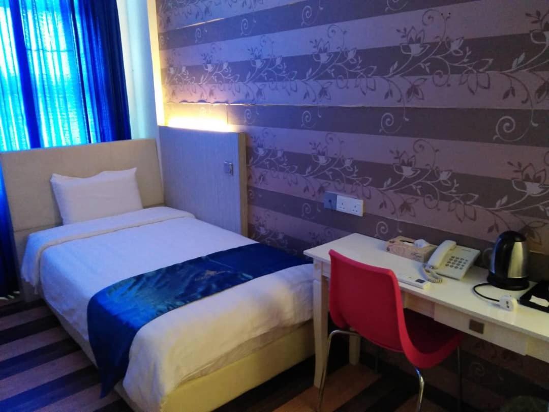 4Orty Inn Bintulu Kültér fotó