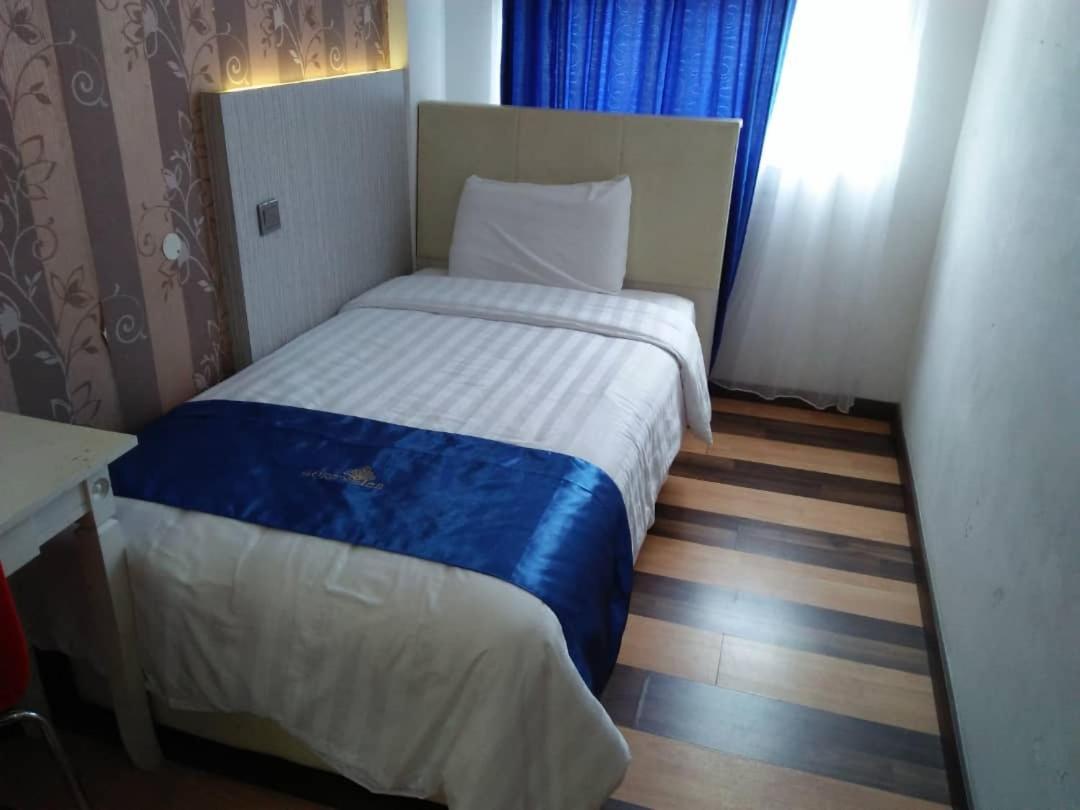 4Orty Inn Bintulu Kültér fotó