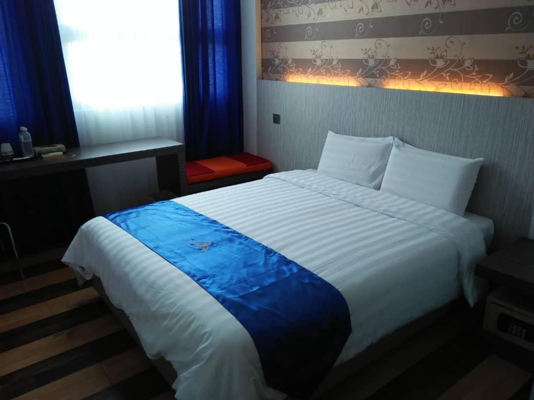 4Orty Inn Bintulu Kültér fotó