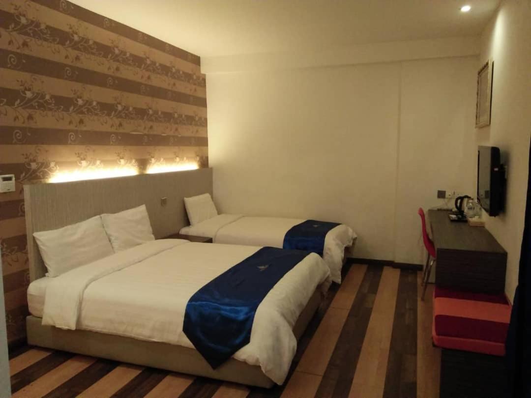 4Orty Inn Bintulu Kültér fotó